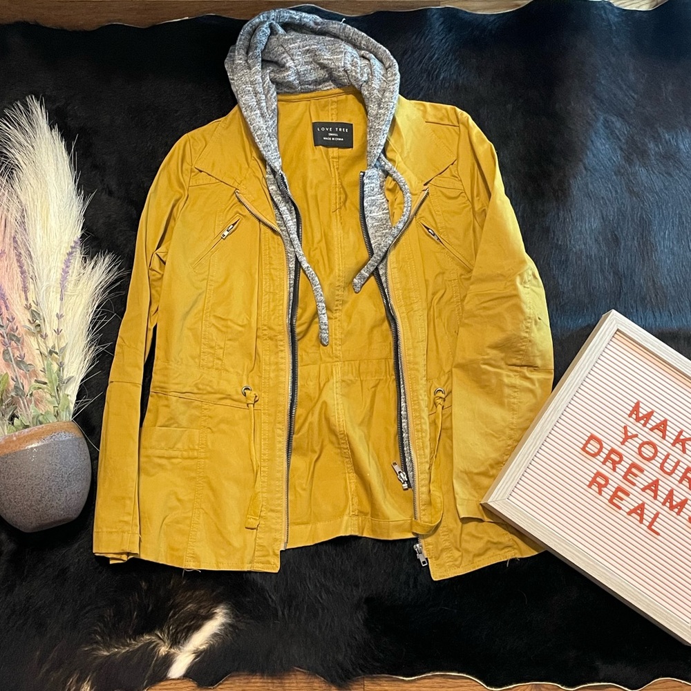 Love Tree Hooded Jacket Size Small